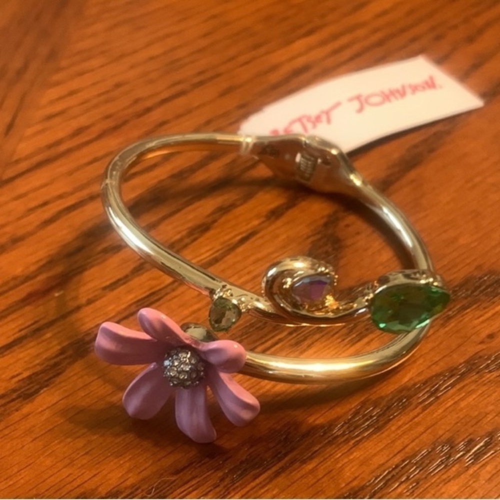 BETSEY JOHNSON Polka Dot Daisy Flower & Crystal Hinged Bracelet Retired NEW NWT